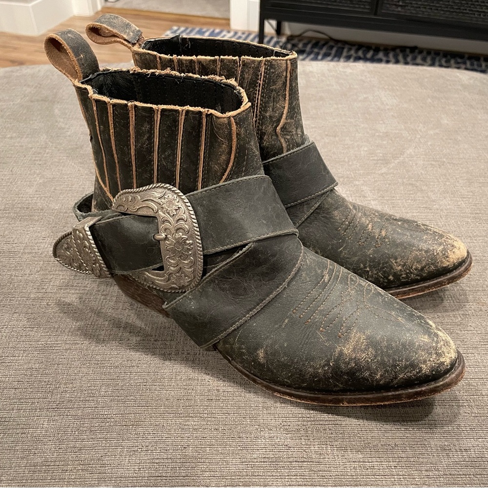 Understated Leather x Matisse Bitchin Biker Boot - Picture 3 of 16